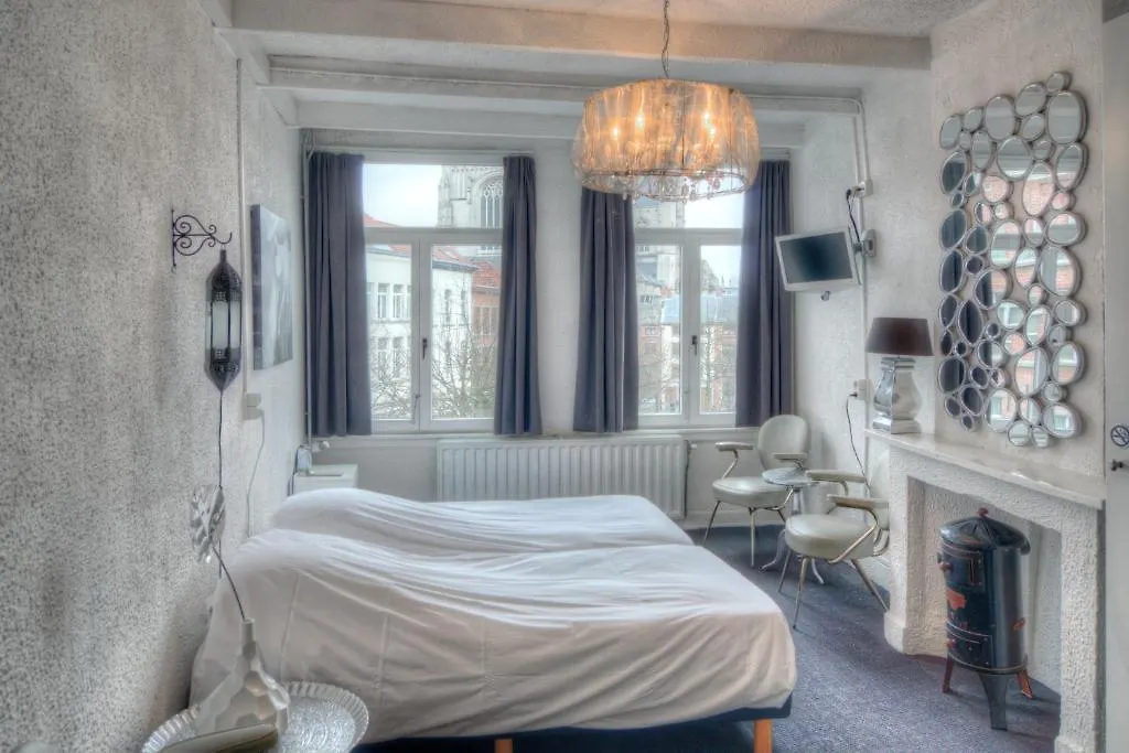 Hotel Urban Dreams Amberes 2*,  Bélgica