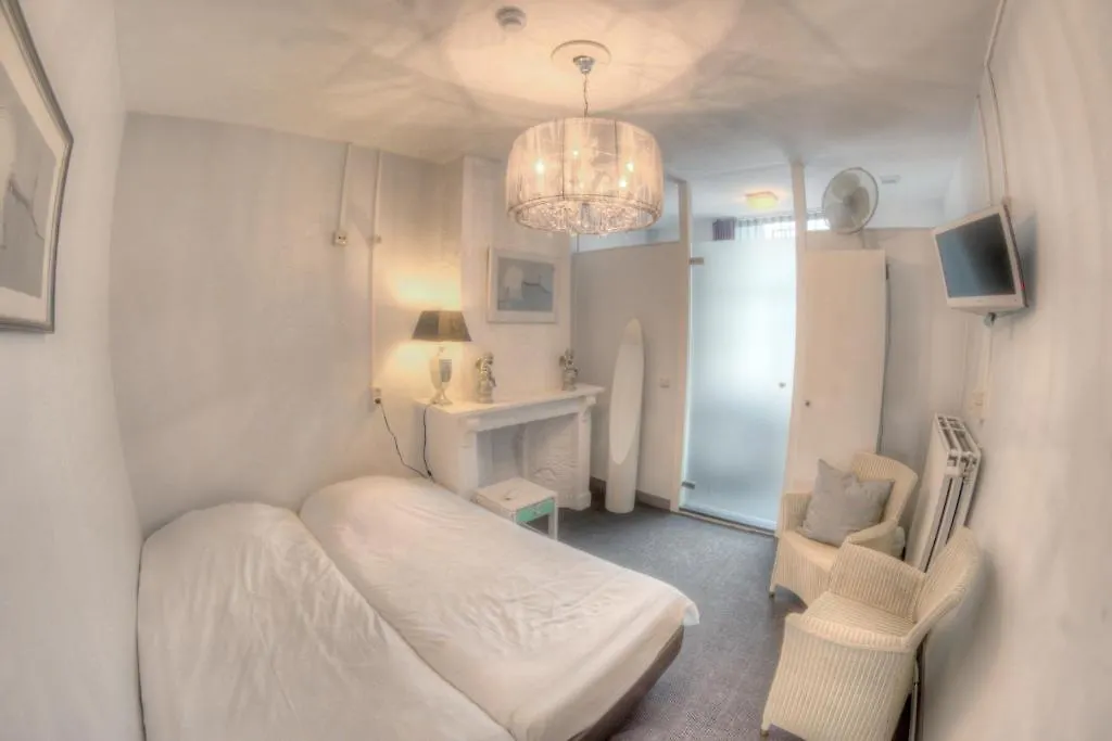 **  Hotel Urban Dreams Antwerp Belgium