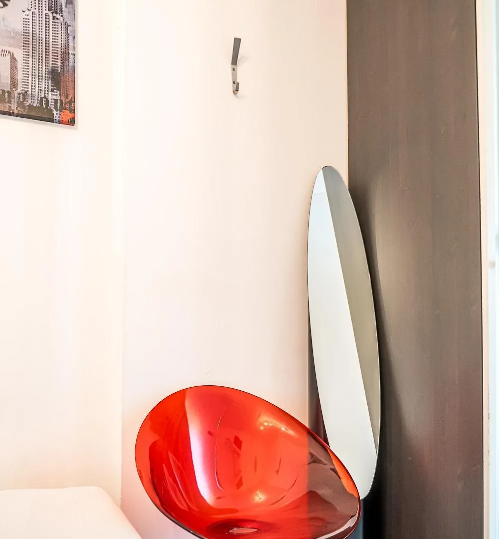 **  Hotel Urban Dreams Antwerp Belgium
